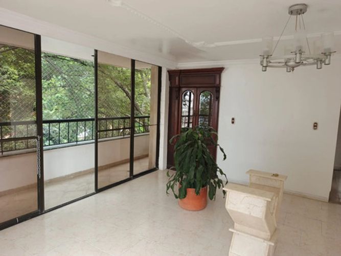 Apartamento en venta en El Ingenio, Cali · foto 2 de 12