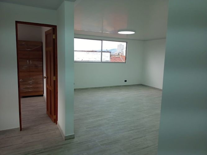 Casa de 20 alcobas en arriendo en Chapinero, Bogotá, 725 m² · foto 3 de 24
