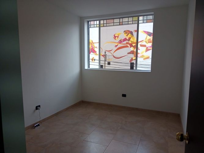 Casa de 20 alcobas en arriendo en Chapinero, Bogotá, 725 m² · foto 18 de 24