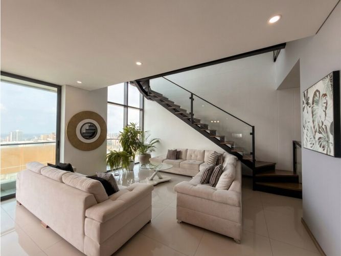 Apartamento de 5 alcobas en venta en Riomar, Barranquilla, 220 m² · foto 2 de 19