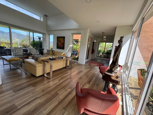 Casa en venta en Centro, La Calera · foto 2 de 12