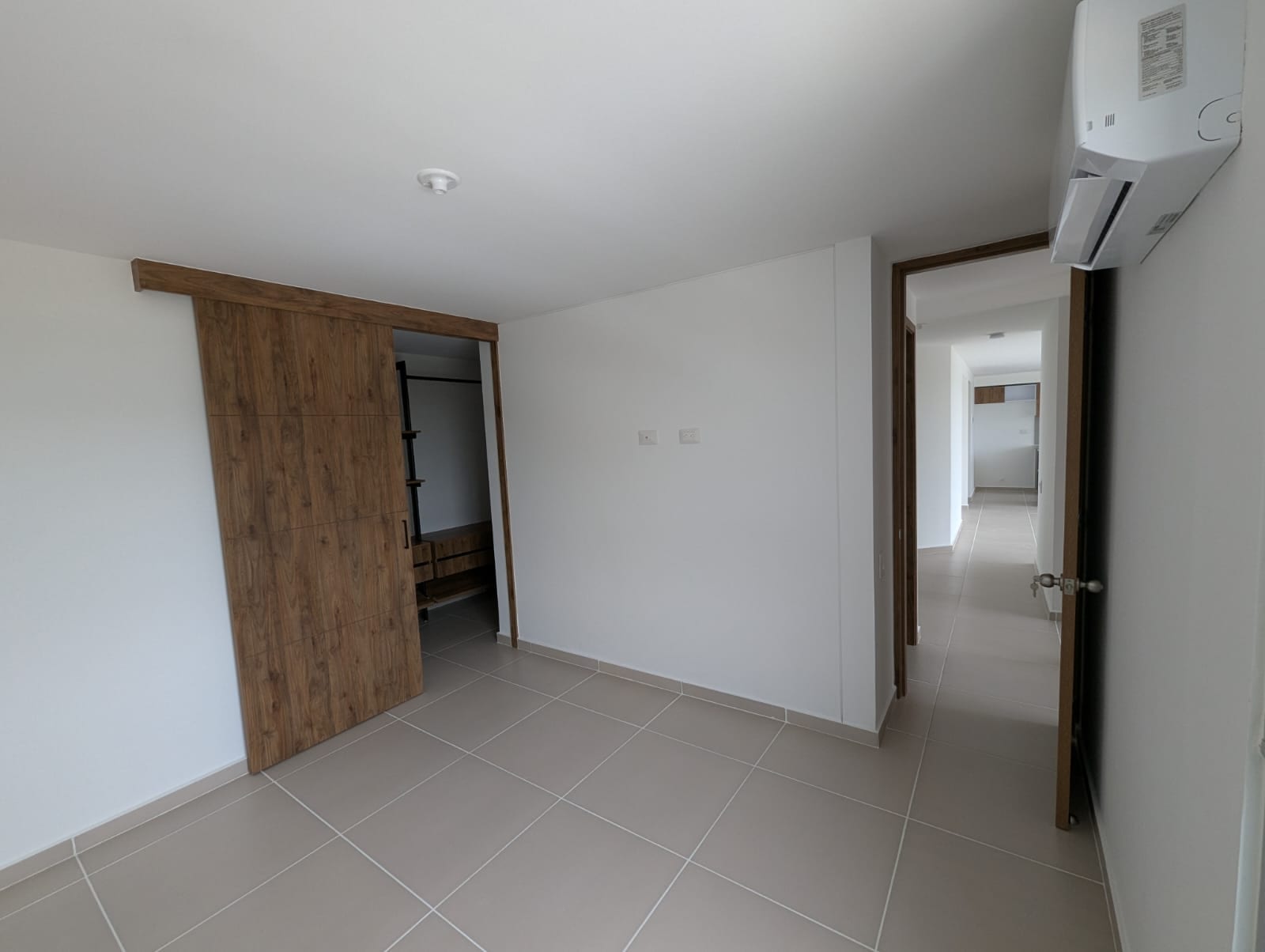 Apartamento en venta en Valle Del Lili, Cali · foto 16 de 24