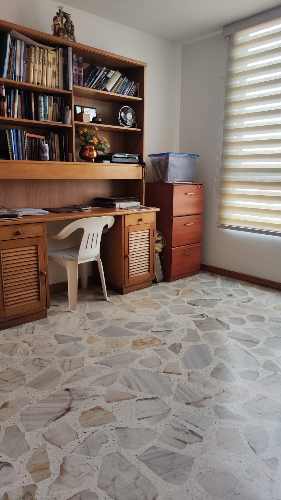 Apartamento en venta en La Almeria, Medellín · foto 3 de 20
