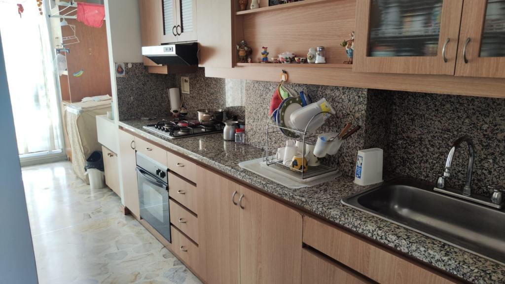 Apartamento en venta en La Almeria, Medellín · foto 5 de 20