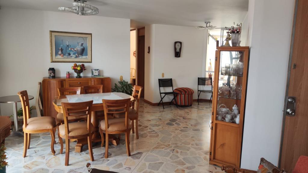 Apartamento en venta en La Almeria, Medellín · foto 7 de 20