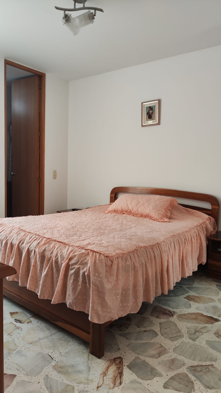 Apartamento en venta en La Almeria, Medellín · foto 11 de 20
