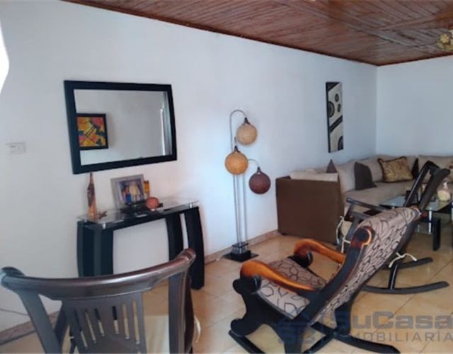 Casa de 3 alcobas en venta en Los Alpes, Cartagena, 286 m² · foto 6 de 9