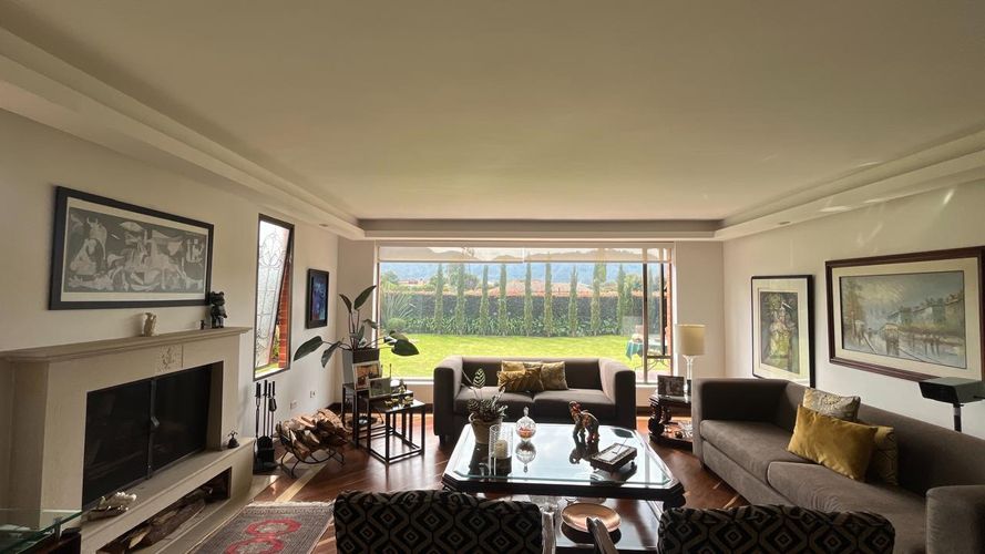 Casa de 4 alcobas en venta en Vereda La Balsa, Chía, 421 m² · foto 3 de 24