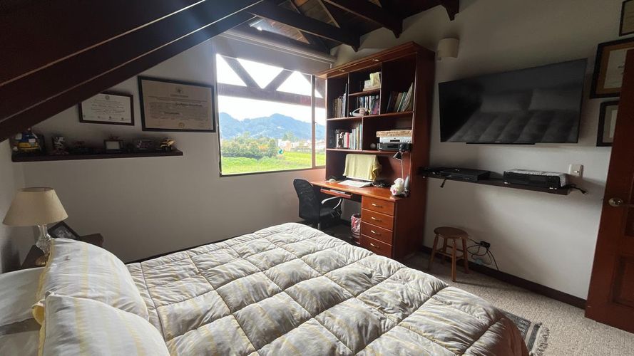 Casa de 4 alcobas en venta en Vereda La Balsa, Chía, 421 m² · foto 22 de 24