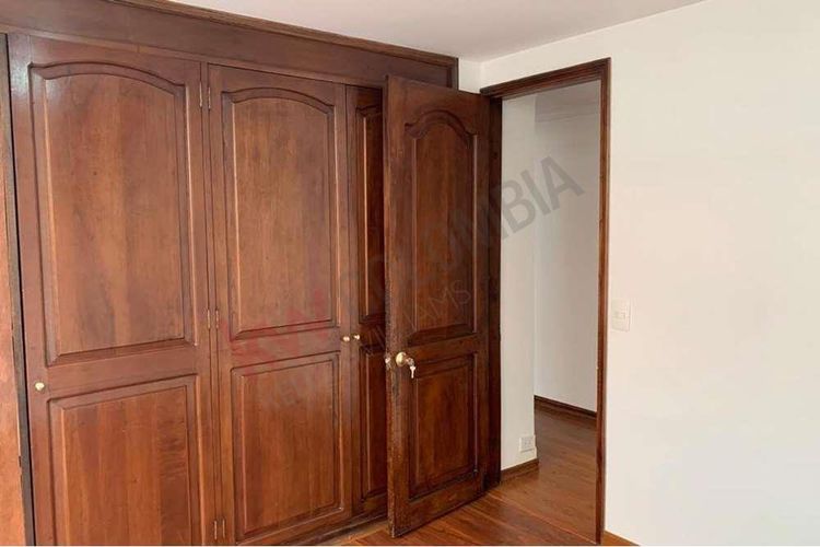 Apartamento de 4 alcobas en venta en Chico Norte, Bogotá, 170 m² · foto 6 de 24
