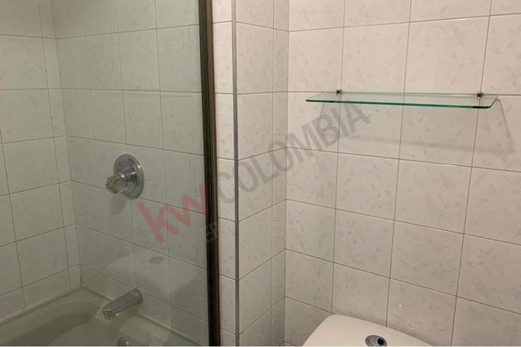 Apartamento de 4 alcobas en venta en Chico Norte, Bogotá, 170 m² · foto 9 de 24