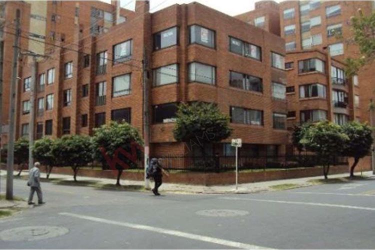 Apartamento de 4 alcobas en venta en Chico Norte, Bogotá, 170 m² · foto 11 de 24