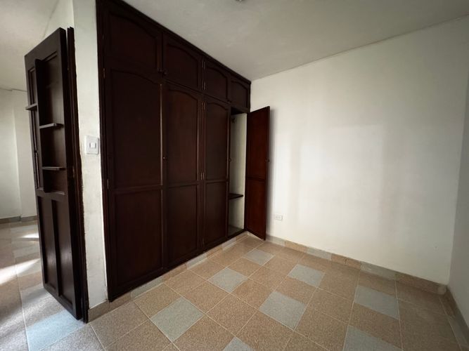 Casa de 8 alcobas en venta en Las Delicias, Cali, 230 m² · foto 12 de 13