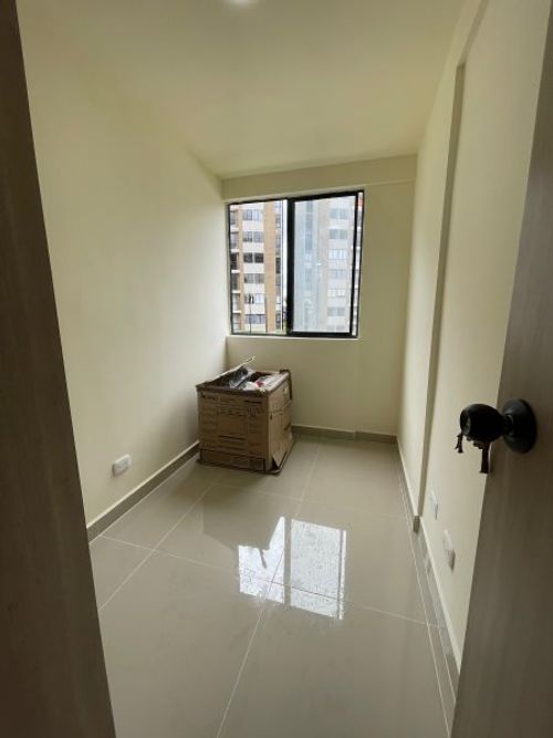Apartamento de 3 alcobas en venta en Cimarronas, Rionegro, 52 m² · foto 6 de 13