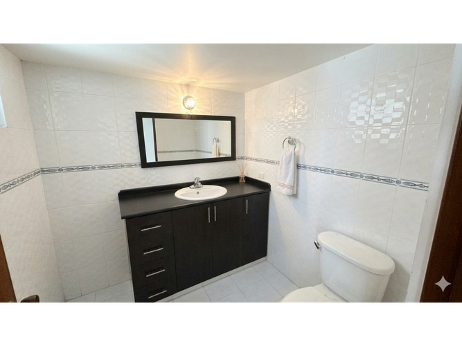 Casa de 4 alcobas en venta en Cr. Torres Del Granada, Armenia, 110 m² · foto 10 de 13
