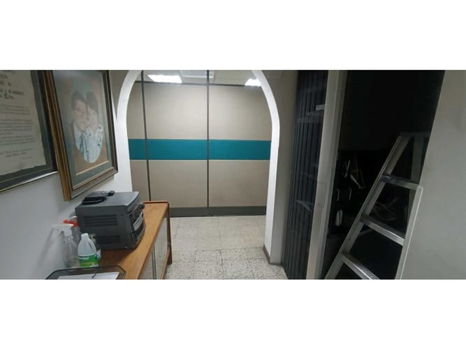 Local en arriendo en Bombona No.1, Medellín, 160 m² · foto 10 de 24