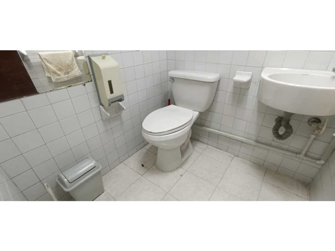 Local en arriendo en Bombona No.1, Medellín, 160 m² · foto 24 de 24