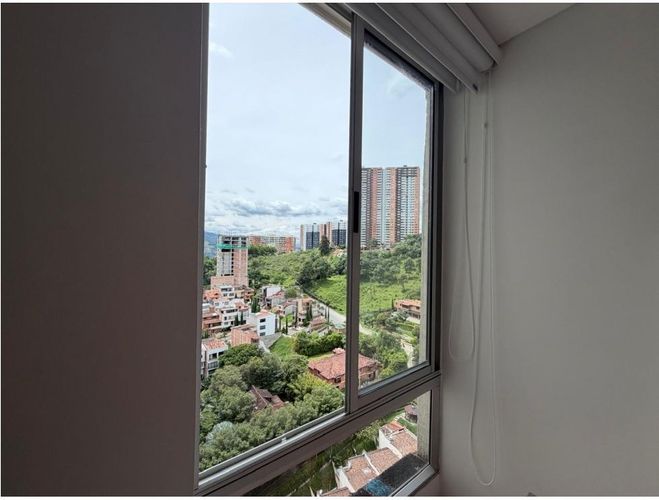 Apartamento de 2 alcobas en venta en Loma De La Doctora, Sabaneta, 77 m² · foto 13 de 24
