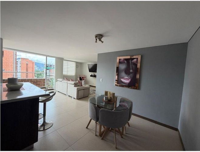 Apartamento de 2 alcobas en venta en Loma De La Doctora, Sabaneta, 77 m² · foto 3 de 24