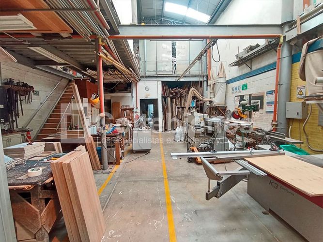 Bodega en arriendo en Calasanz, Medellín, 344 m² · foto 3 de 8