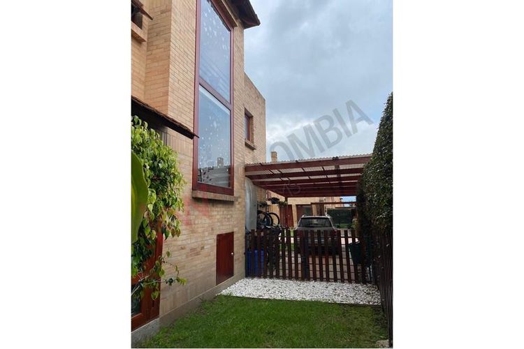 Casa de 4 alcobas en venta en Hacienda San Jose, Chía, 230 m² · foto 3 de 24
