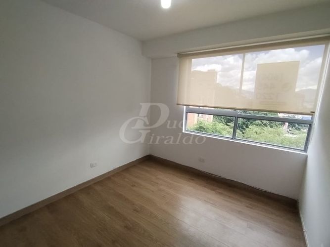 Apartamento de 3 alcobas en arriendo en Colombia, Medellín, 100 m² · foto 2 de 20