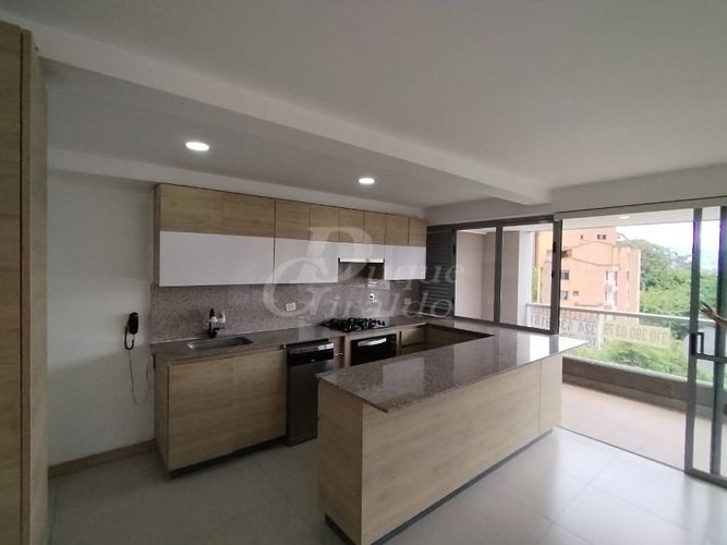 Apartamento de 3 alcobas en arriendo en Colombia, Medellín, 100 m² · foto 12 de 20