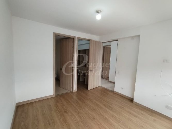 Apartamento de 3 alcobas en arriendo en Colombia, Medellín, 100 m² · foto 15 de 20