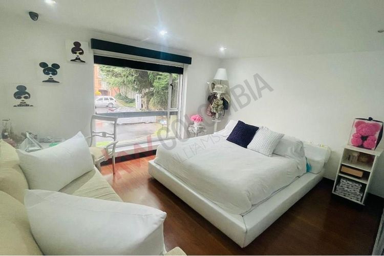 Casa de 5 alcobas en venta en La Calleja, Bogotá, 845 m² · foto 8 de 18