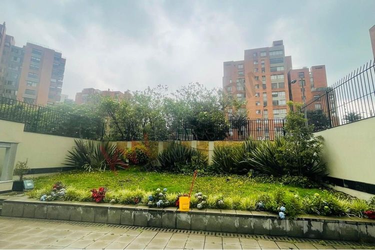 Casa de 5 alcobas en venta en La Calleja, Bogotá, 845 m² · foto 10 de 18