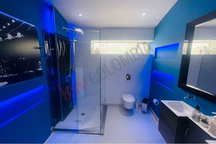 Casa de 5 alcobas en venta en La Calleja, Bogotá, 845 m² · foto 15 de 18