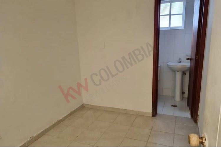 Casa de 3 alcobas en venta en Cañasgordas, Cali, 144 m² · foto 10 de 24