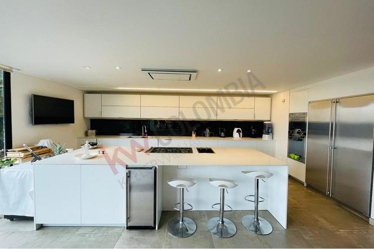 Casa de 4 alcobas en venta en Santa Ana Oriental, Bogotá, 1410 m² · foto 7 de 24