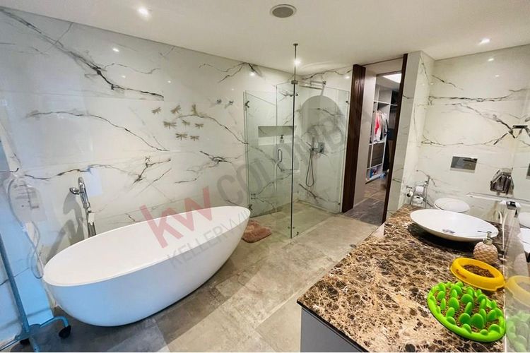 Casa de 4 alcobas en venta en Santa Ana Oriental, Bogotá, 1410 m² · foto 17 de 24