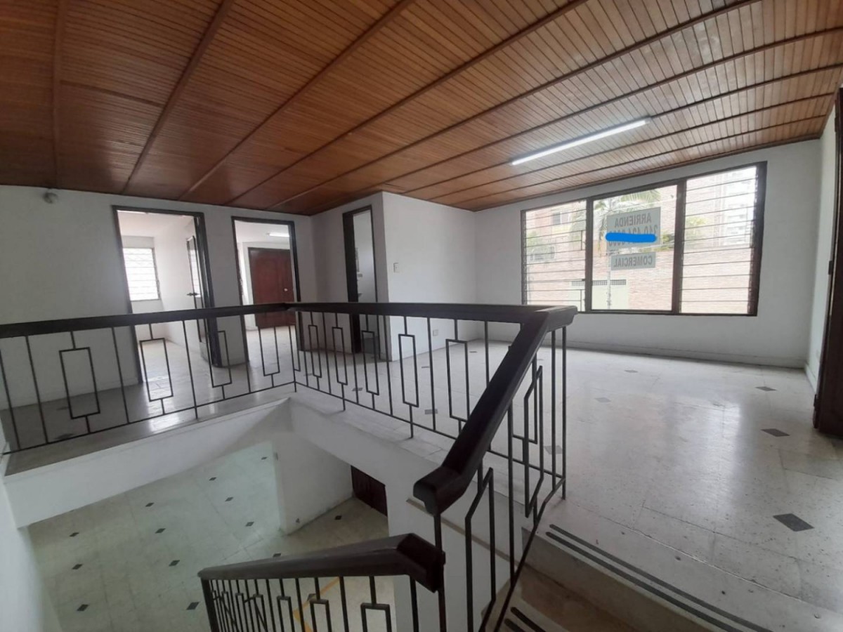 Casa en arriendo en Conquistadores, Medellín · foto 4 de 24