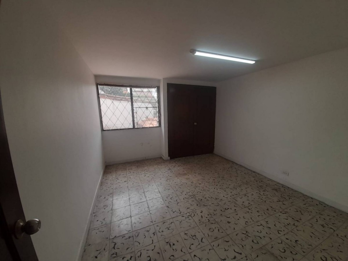 Casa en arriendo en Conquistadores, Medellín · foto 5 de 24