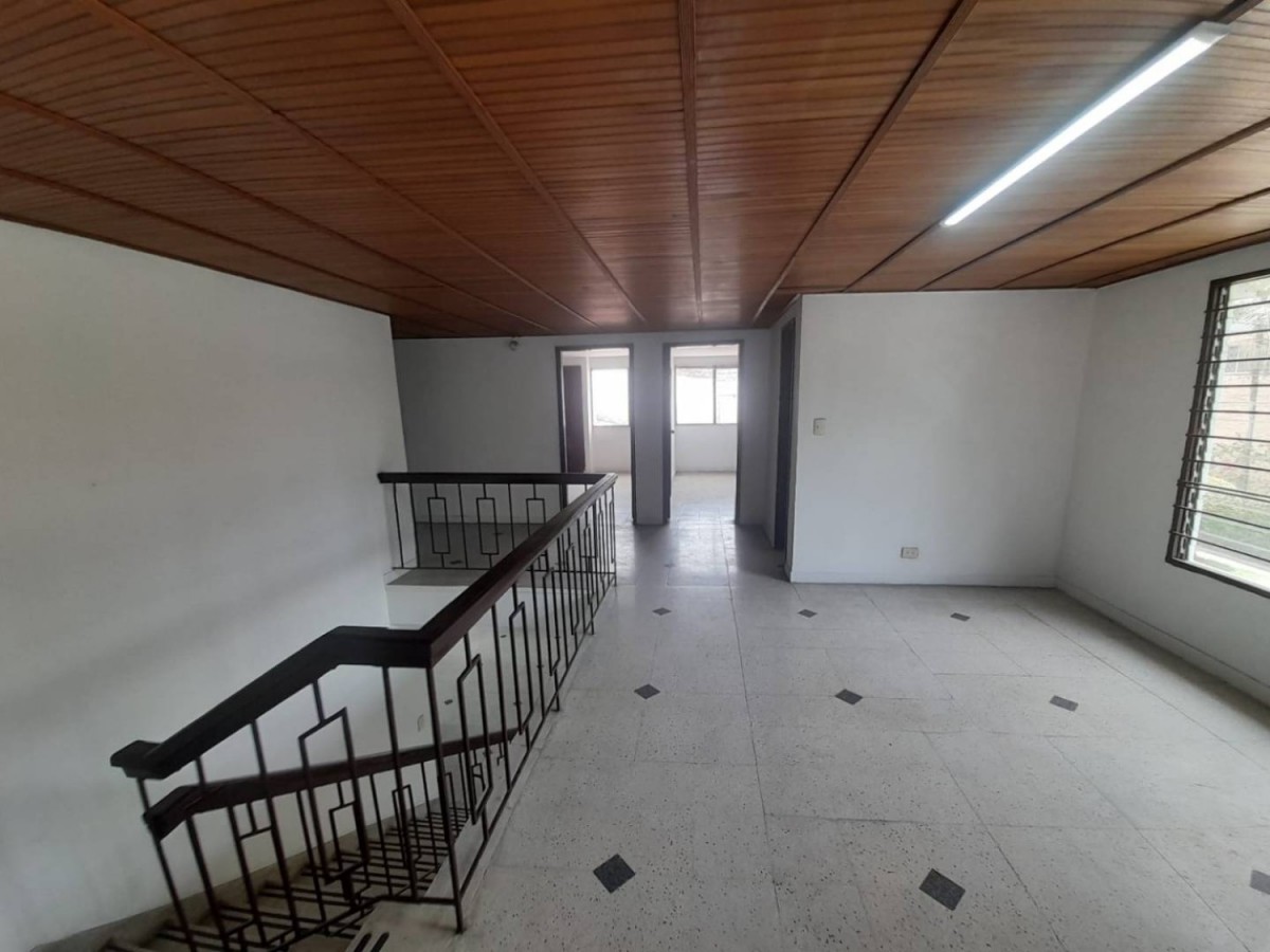Casa en arriendo en Conquistadores, Medellín · foto 11 de 24