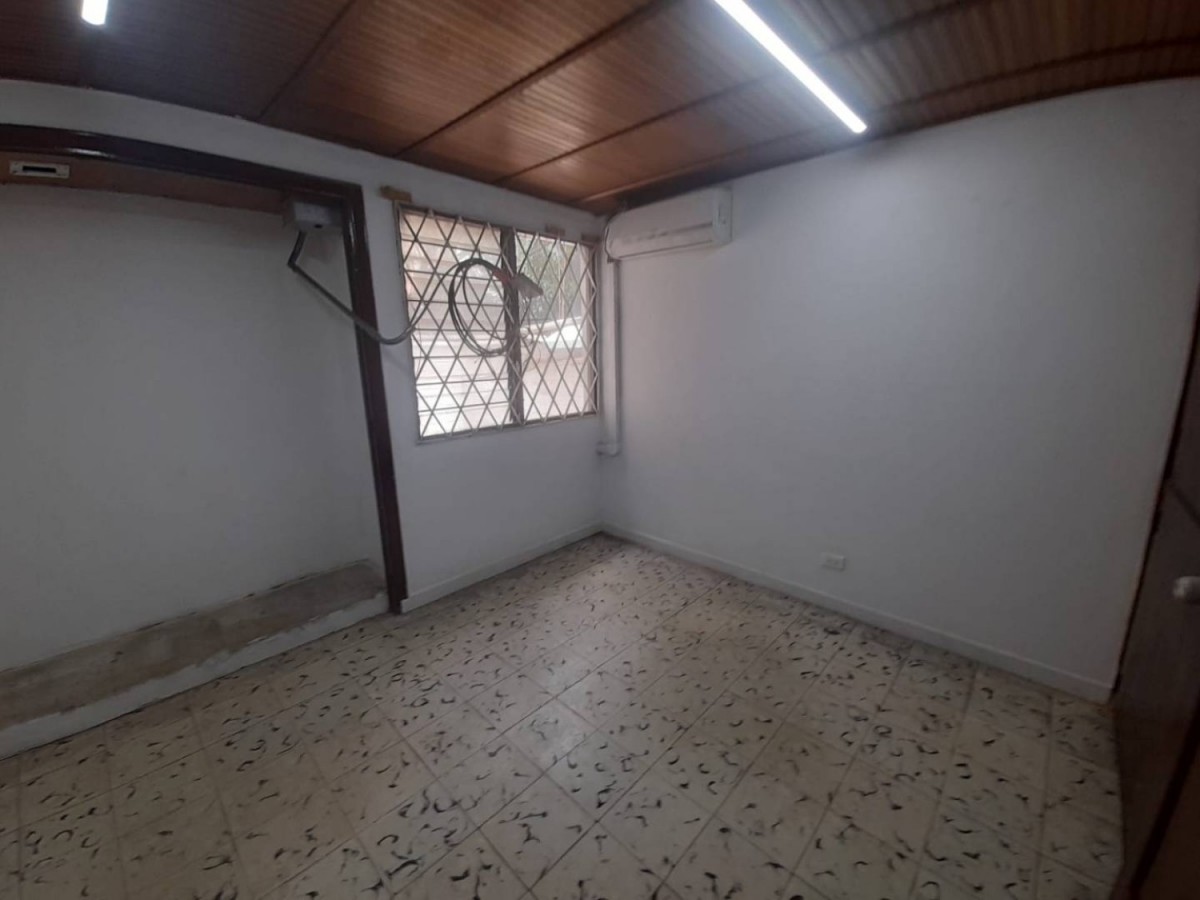 Casa en arriendo en Conquistadores, Medellín · foto 23 de 24