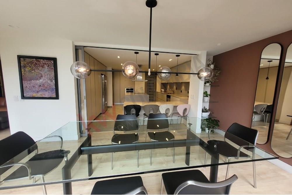 Apartamento en venta en Los Rosales, Bogotá · foto 7 de 23