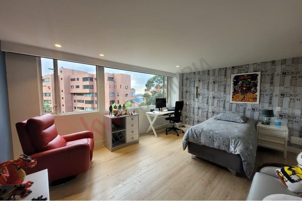 Apartamento en venta en Los Rosales, Bogotá · foto 13 de 23
