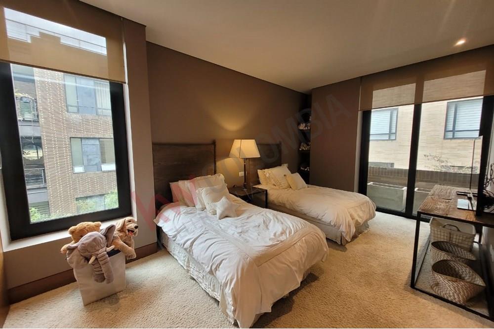 Apartamento en venta en El Chico, Bogotá · foto 2 de 20