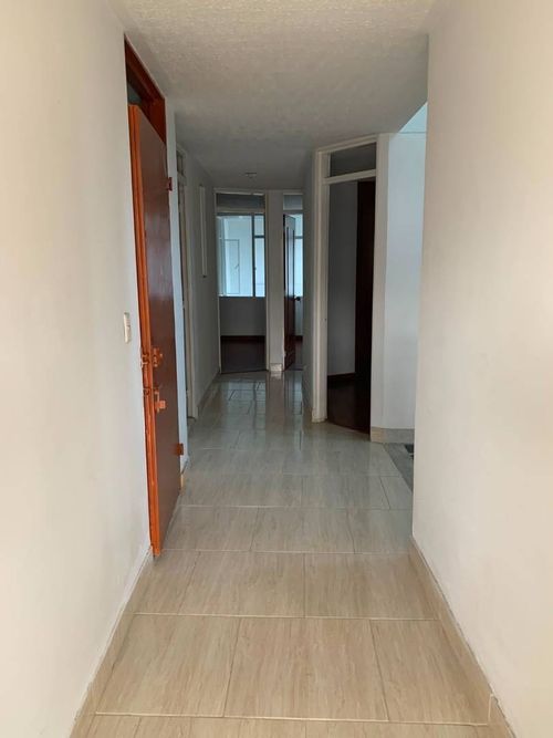 Apartamento de 3 alcobas en venta en Bosques De Mariana, Bogotá, 80 m² · foto 8 de 10