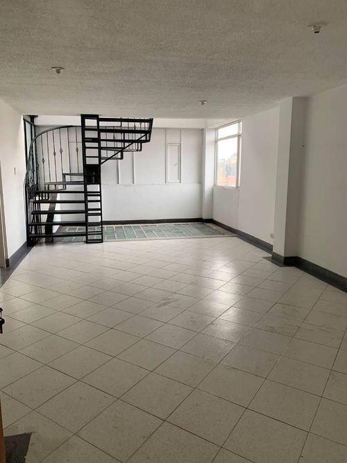 Apartamento de 3 alcobas en venta en Bosques De Mariana, Bogotá, 80 m² · foto 3 de 15