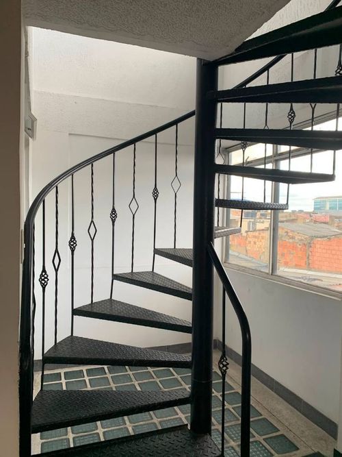 Apartamento de 3 alcobas en venta en Bosques De Mariana, Bogotá, 80 m² · foto 3 de 18