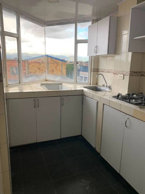 Apartamento de 3 alcobas en venta en Bosques De Mariana, Bogotá, 80 m² · foto 6 de 18