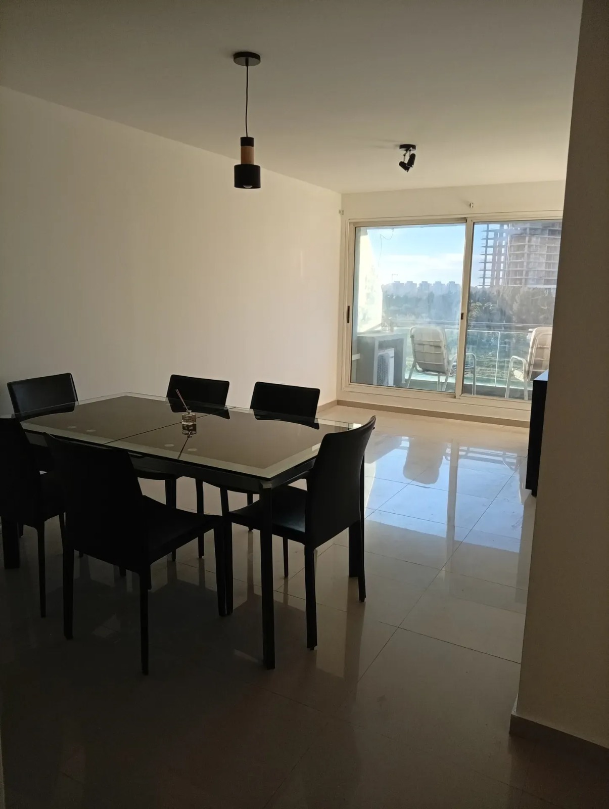 Alquiler Apartamento de 1 Dormitorio Amoblado en Ciudad de la costa.