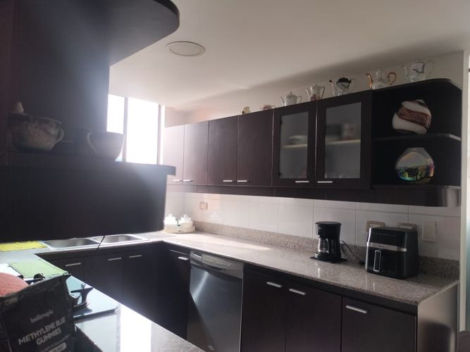 Apartamento de 3 alcobas en arriendo en El Poblado, Medellín, 124 m² · foto 6 de 14