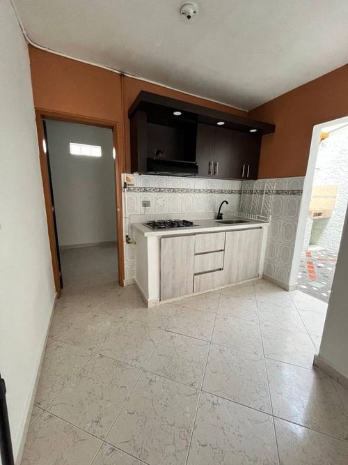 Casa de 3 alcobas en venta en Pedregal, Medellín, 77 m² · foto 3 de 17