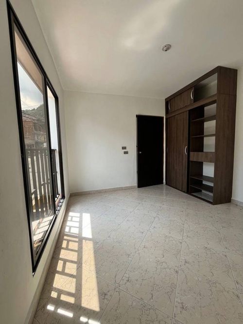 Casa de 3 alcobas en venta en Pedregal, Medellín, 77 m² · foto 9 de 17
