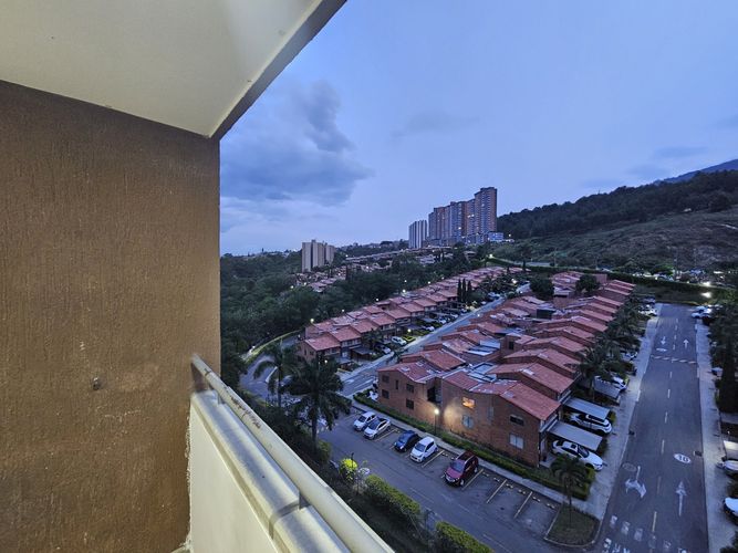 Apartamento de 3 alcobas en arriendo en Molinares, Bello, 62 m² · foto 3 de 12